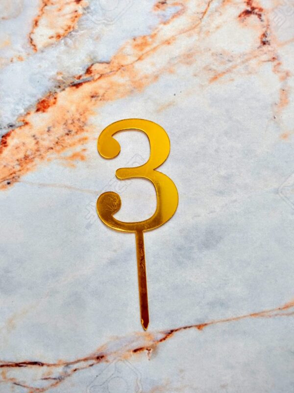 Numero “3” para torta dorado (HL)