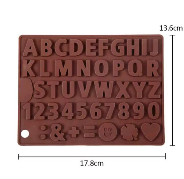 Molde de chocolate con letras en inglés