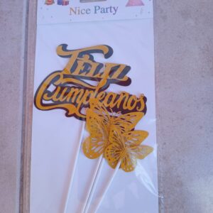 letrero de feliz cumpleañpos con mariposas