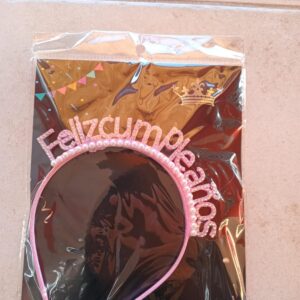 vincha de feliz cumplaños con perlas y brillitos